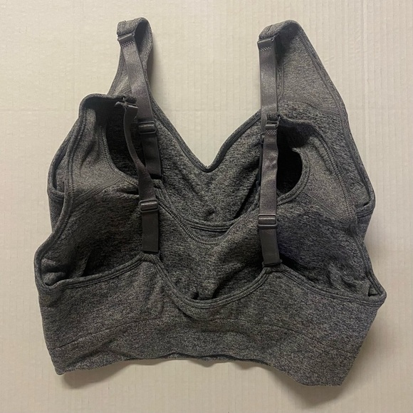 Puma Performance NWOB Seamless Sports Bra Bundle 2 Pack Comfort Stretch Sz M - Picture 3 of 4